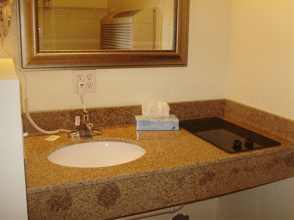 Oceanfront Inn And Suites - Ormond Ormond Beach Esterno foto